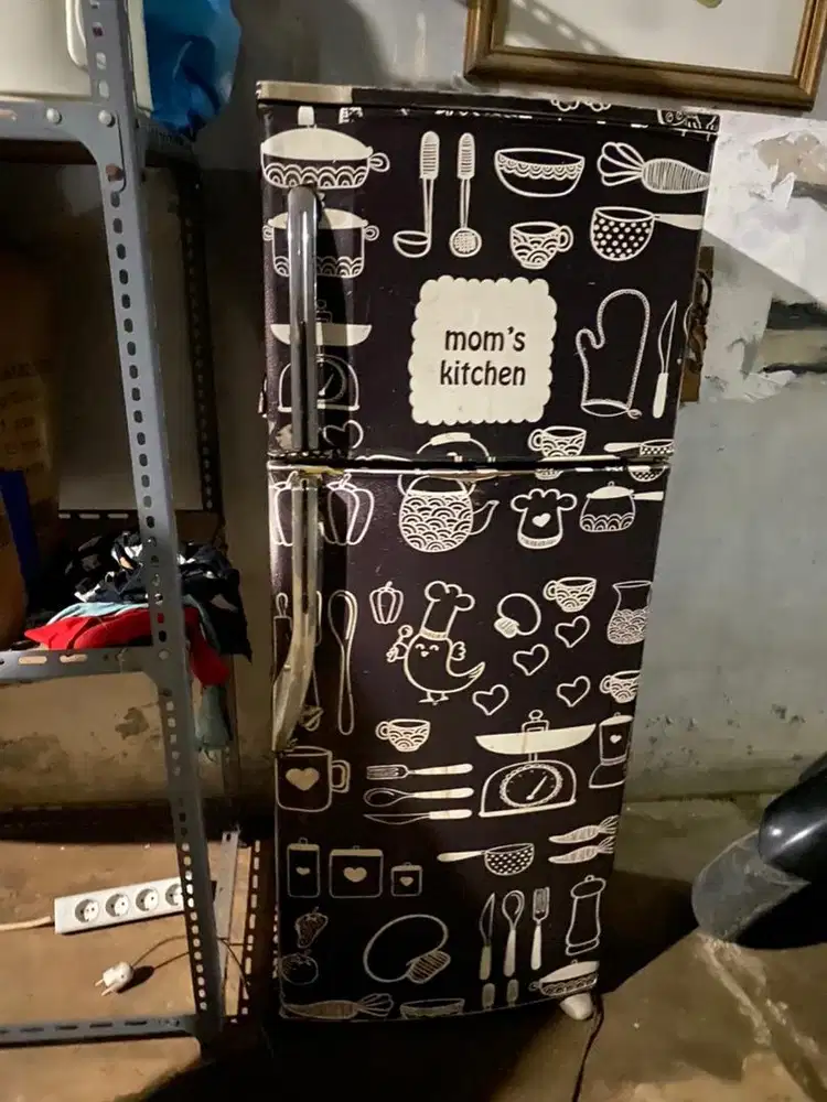 kulkas sharp 2 pintu