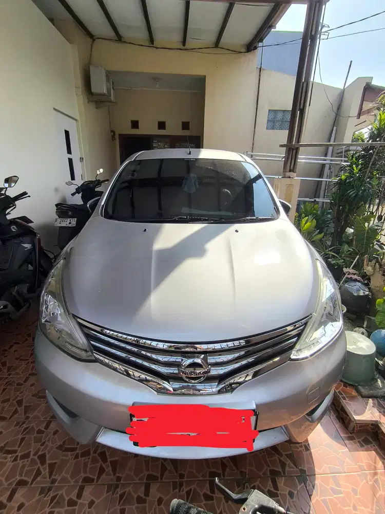 Nissan Grand livina 2013 Bensin