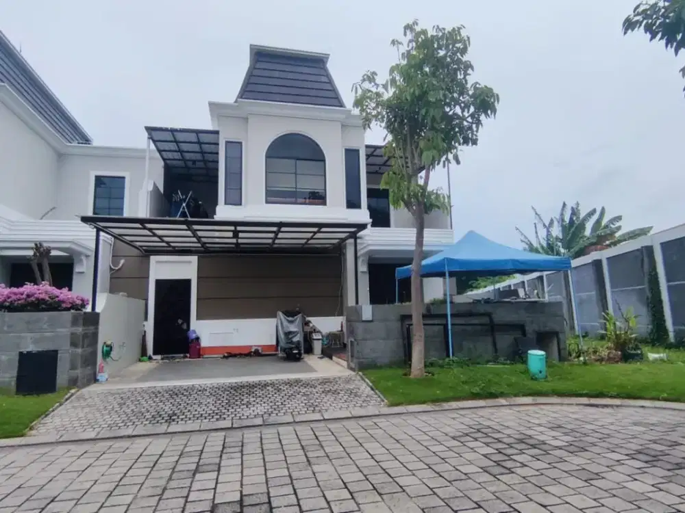 Rumah 2 Lantai Modern di The Grand Kenjeran Pinewood, Lokasi Strategis