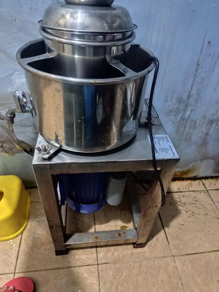 Mesin pengaduk adonan bakso (Meat Mixer)