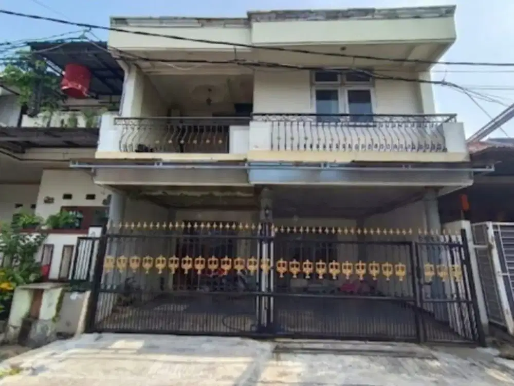 Rumah 2 Lantai Siap Huni di Harapan Indah 1 bekasi, Carport 2 Mobil & Jalan Lebar