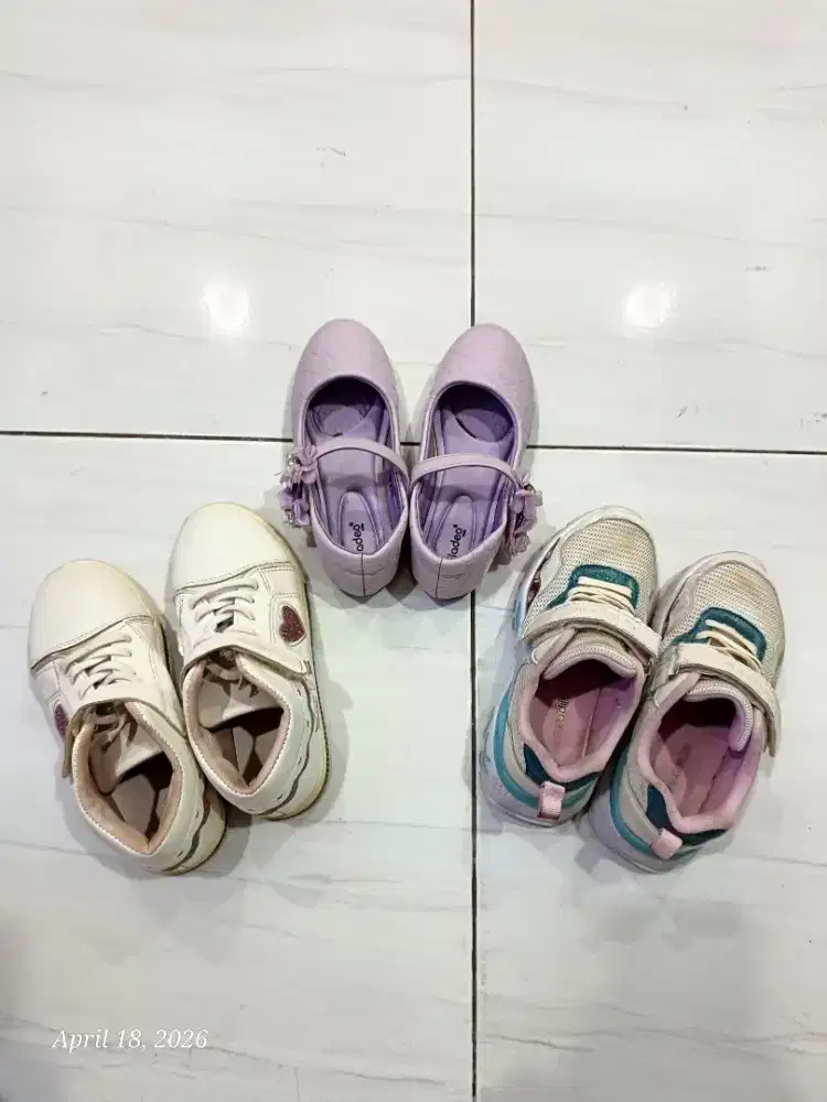 Sepatu fashion anak cewek