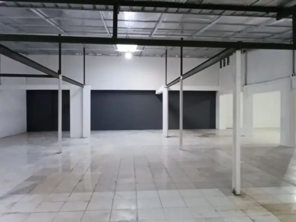 Disewakan Gudang Terawat Siap Pakai Harga Bisa Nego Lokasi Super Strategis di Sayap Holis, Bandung