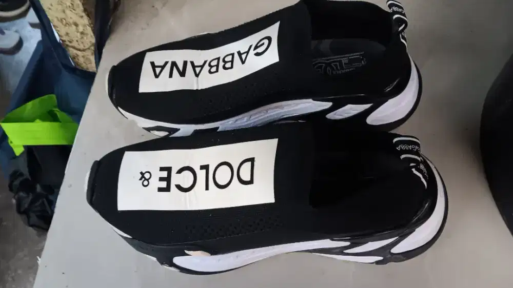 Dijual sepatu alip on