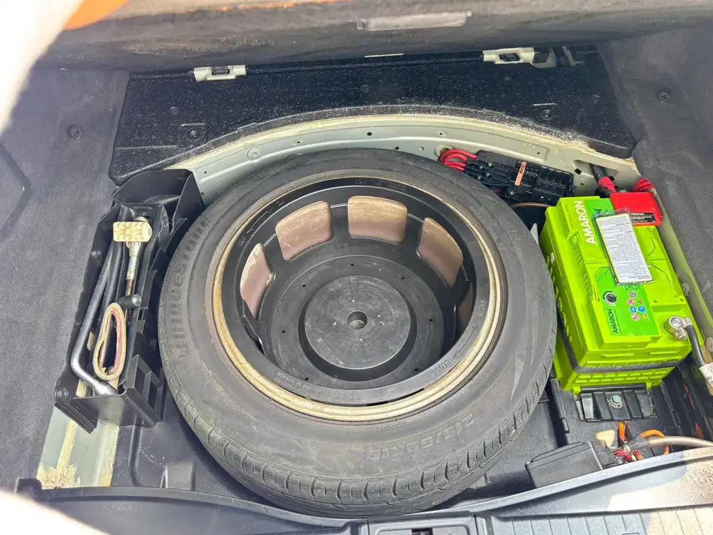 Mercedes-Benz E260 2004 Bensin