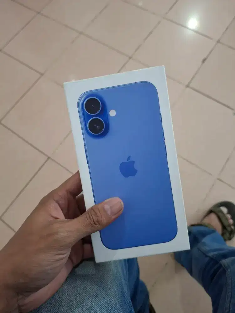 Iphone 16 128 new