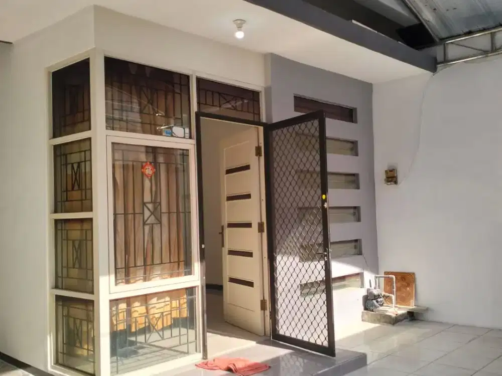 MURAH! DIjual rumah lebak indah