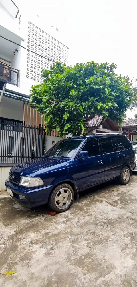 Toyota Kijang 2000 Bensin