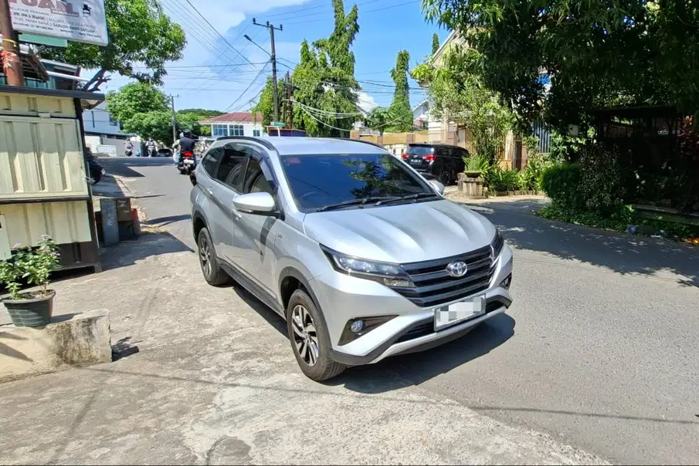 TOYOTA RUSH  1.5 AUTOMATIC 2020