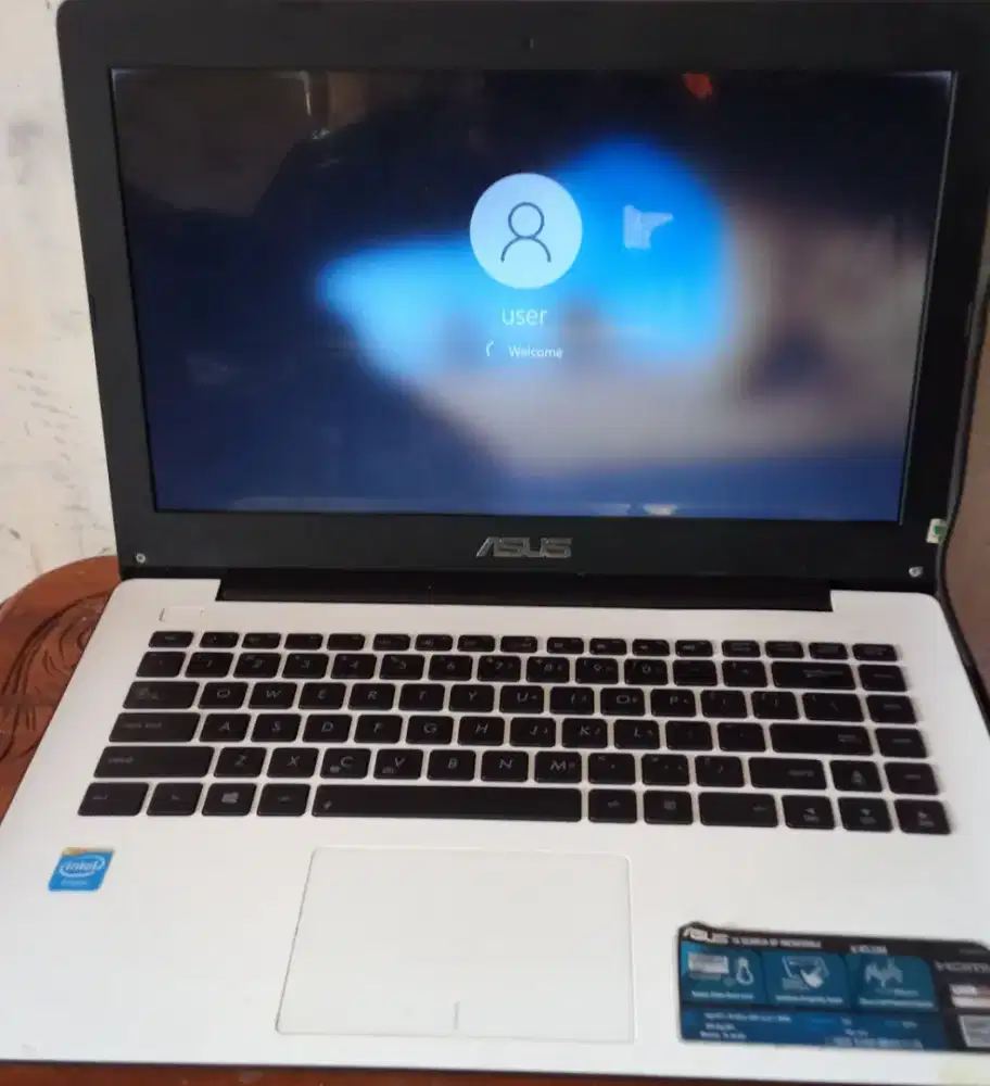 Asus 14 inch x453m