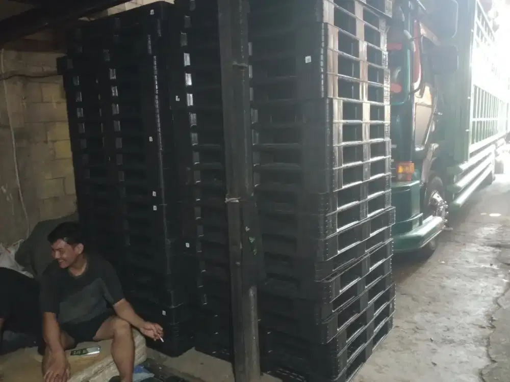 Palet plastik New stok gudang