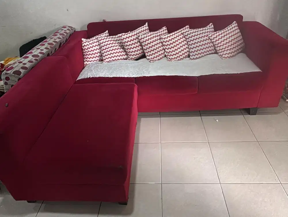 Sofa merah secondd