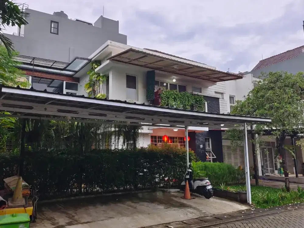 Disewakan Rumah di Puri Mansion Jakbar, Lt.280m2, Min Sewa 2 Thn
