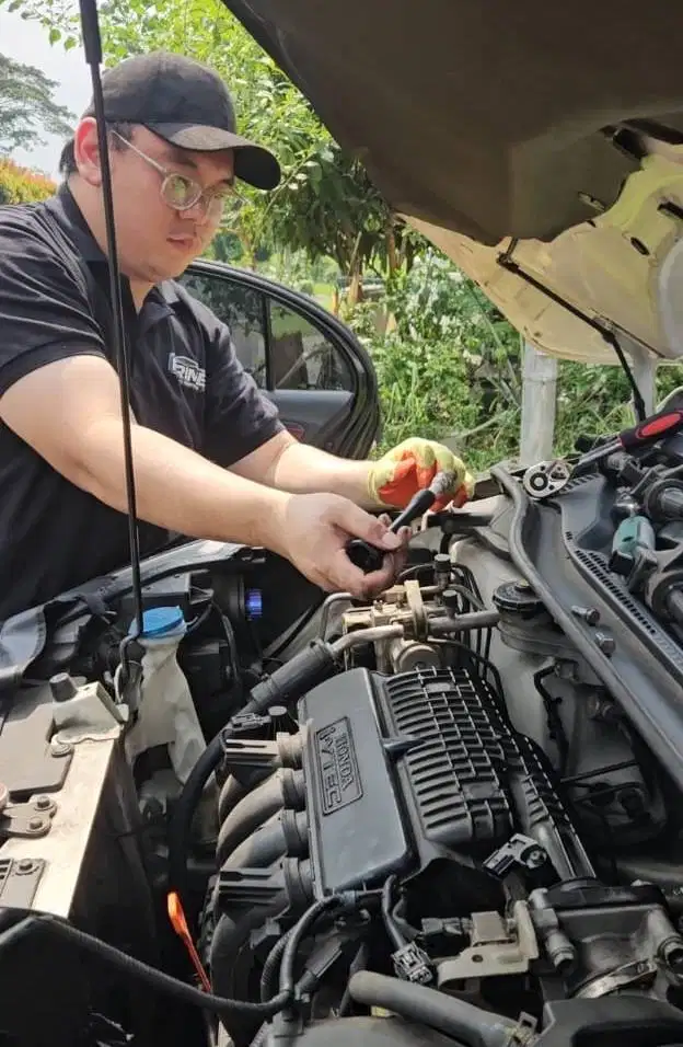 Dicari mekanik tune up dan perawatan mobil panggilan