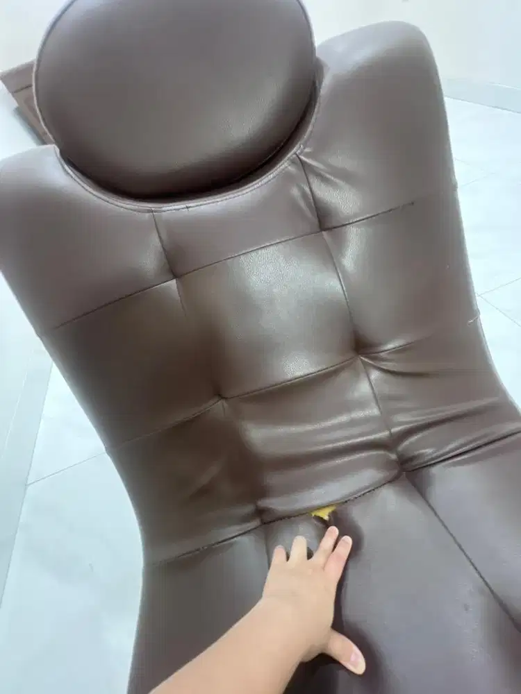 BANGKU SANTAI, KONDISI 80% bekas pemakaian