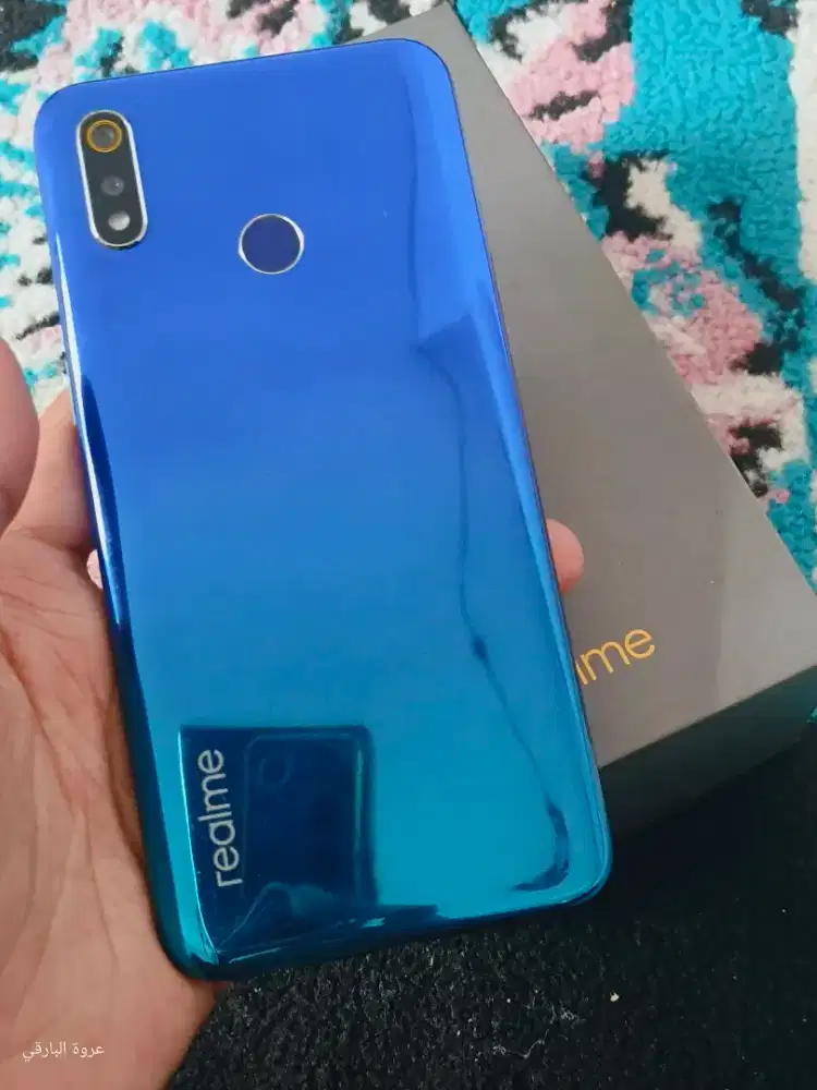 Realme 3 Biru Bersinar Ram 3/32 Matot Original Mulus