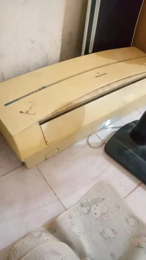 Terima AC bekas atau rusak