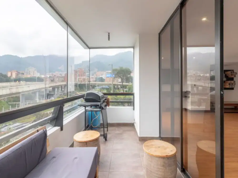 Hunian Mewah - Living Luxurious dengan Kolam Renang Eksklusif - Stonegate Park Surabaya CitraLant TipeHelenium