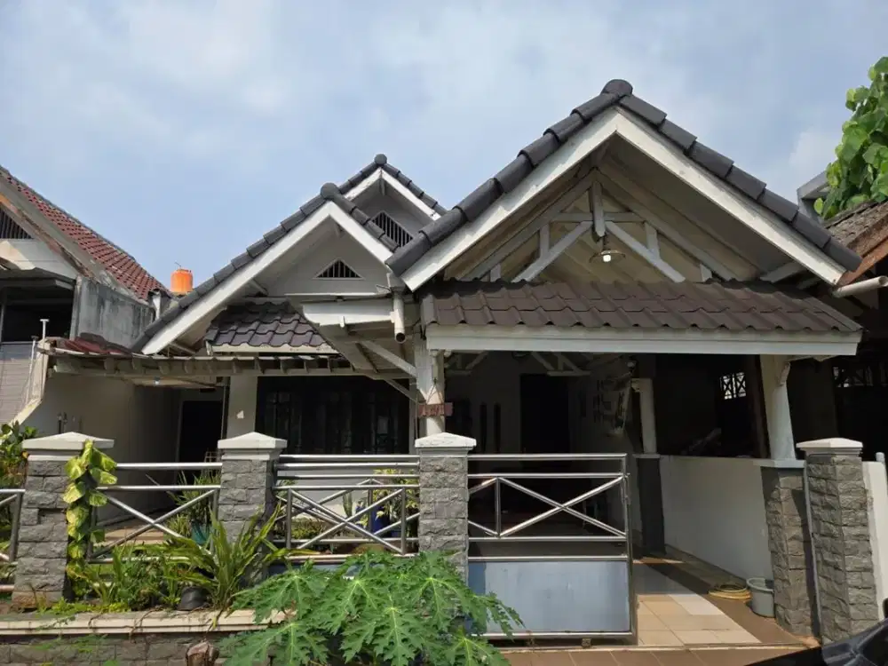 Dijual Cepat Rumah 2 Lantai di Banjar Wijaya, Cipondoh Tangerang
