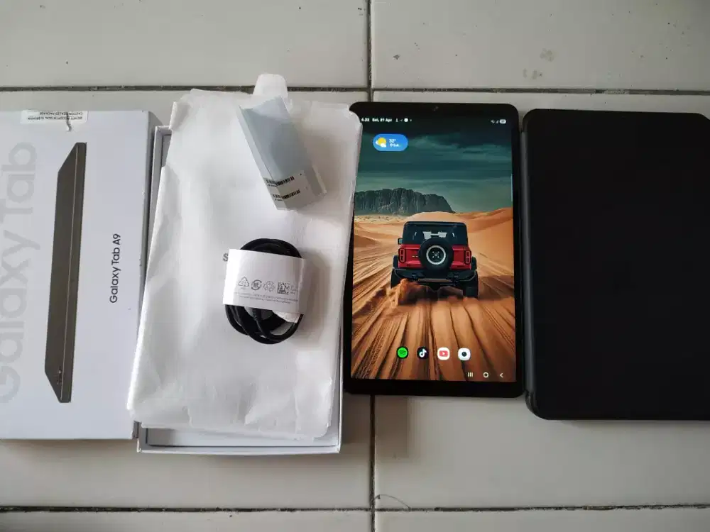 Samsung tab a9 ram 4/64 versi android 16