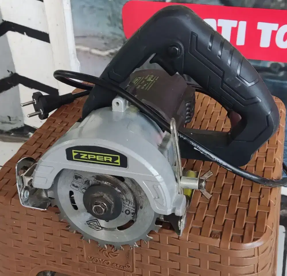 ZPER Gergaji Mesin Circular Saw Untuk Potong Kayu ZP017