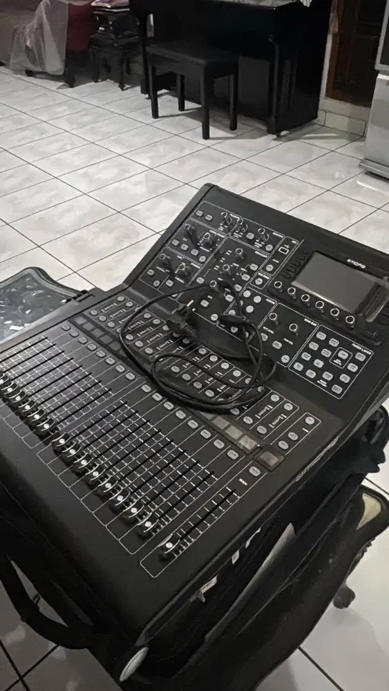 JUAL CEPAT Midas M32R Second Kondisi 99% NEGO