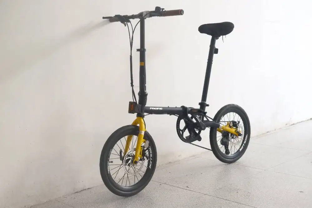 Dijual Sepeda Lipat Pacific Flux 3.5 20 Half Moon