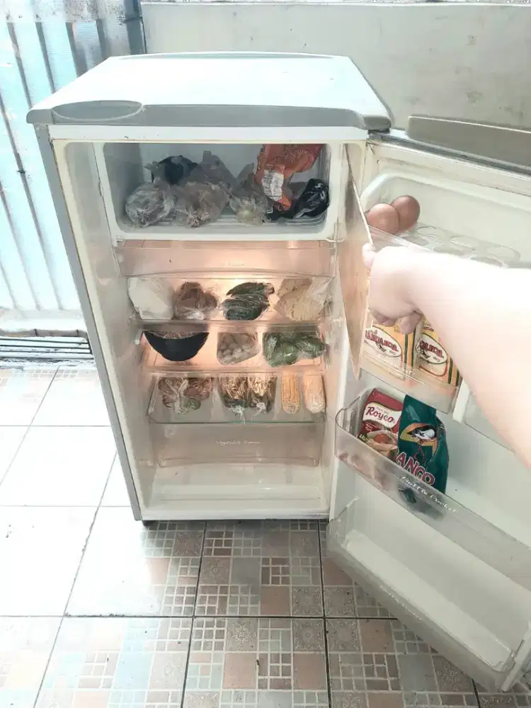 Jual kulkas SANYO ORIAN satu pintu siap untuk.d antar