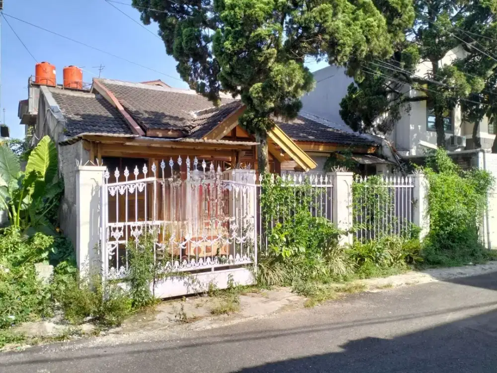 Rumah Lama Hitung Tanah Harga Murah Lokasi Prime Alat Musik Turangga