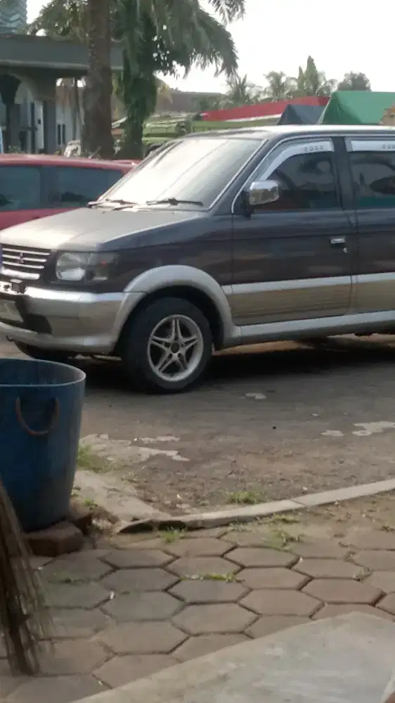 Mitsubishi kuda bensin