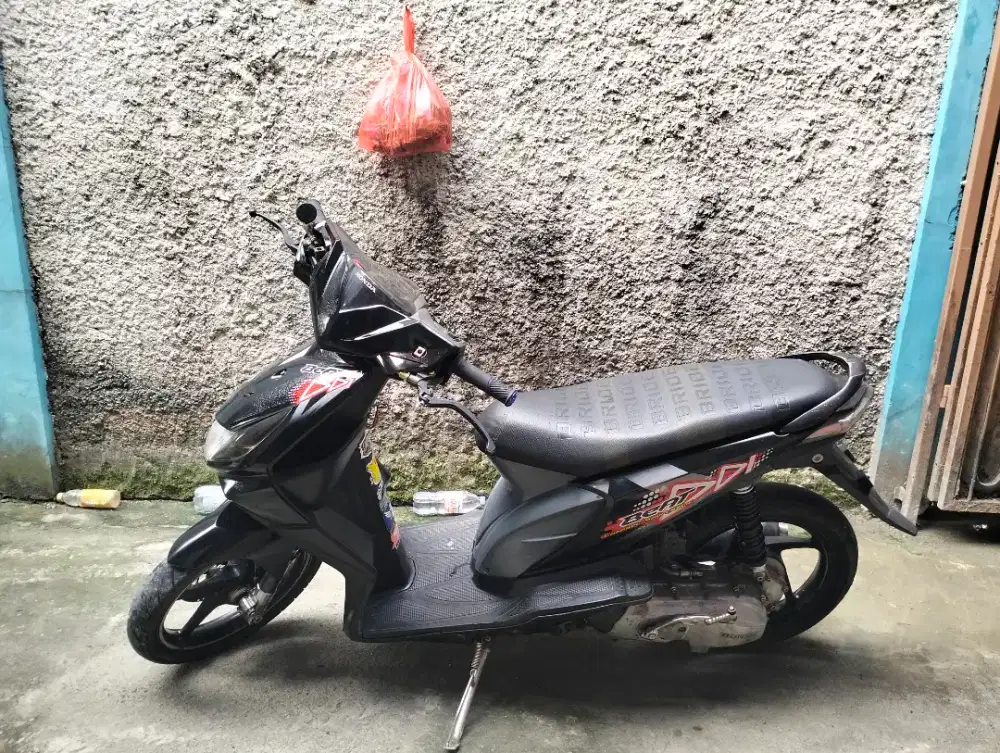 HONDA BEAT KARBU 2009 MOTOR SEHAT SIAP PAKAI LANGSUNG