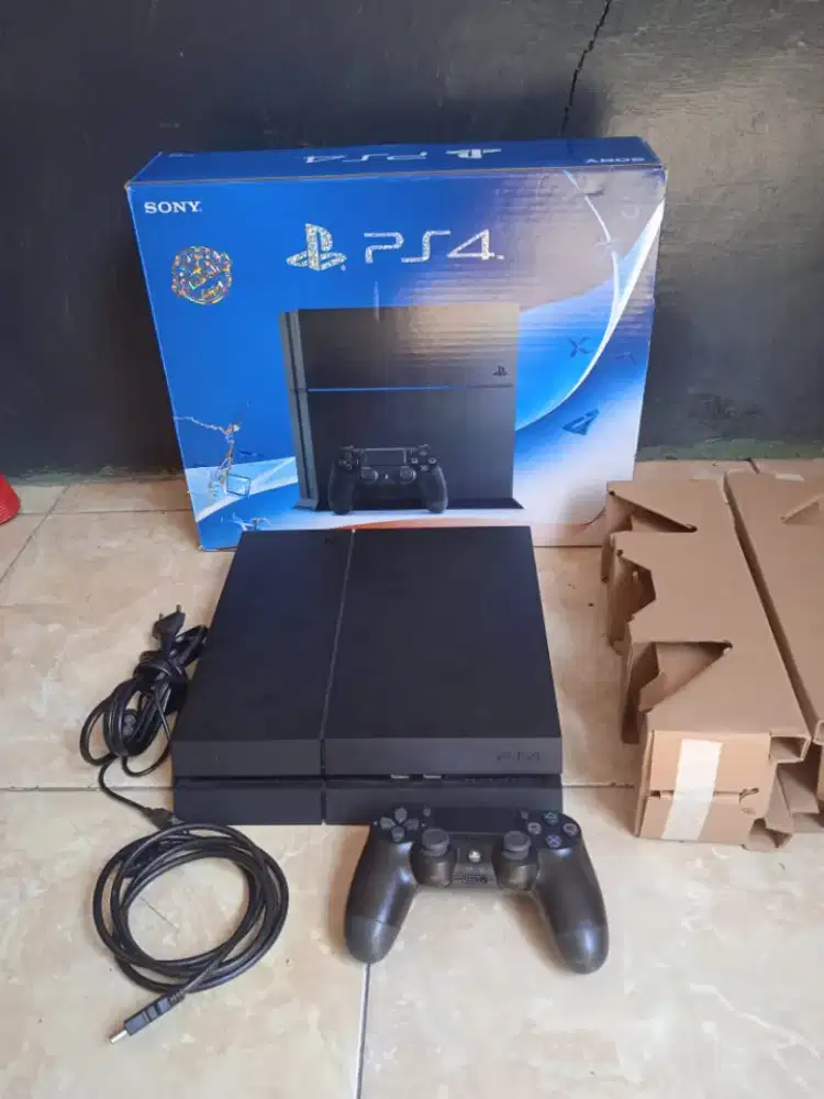 PS4 500gb normal fullset Poris cipondoh