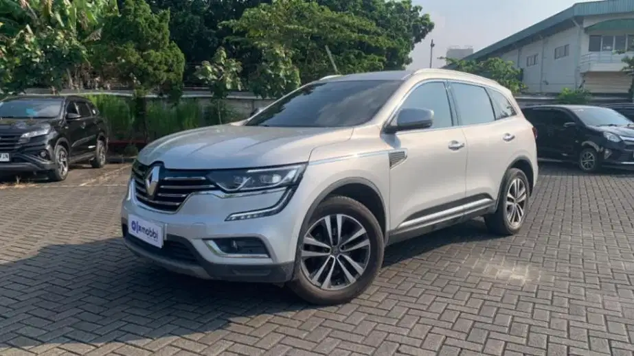 DP MURAH - Renault Koleos 2.5 Luxury Bensin-AT 2017 Abu