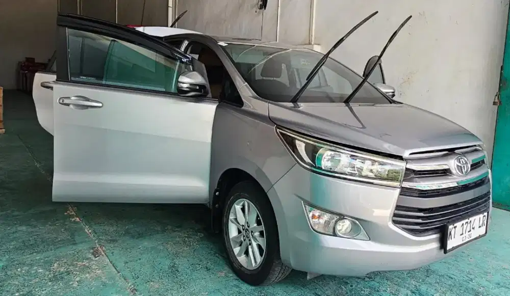 Innova reborn Diesel matic 2019