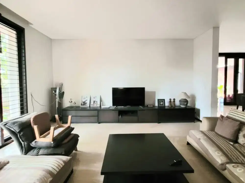 Dijual Rumah Premium Sektor 9 Bintaro, Kitchen Set, Marmer, Harga Nego GB-11576