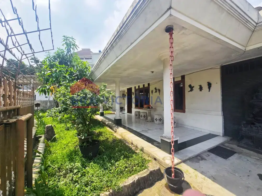 Rumah Buah-Buahan Malang Tengah Kota Dekat MOG & Alun-Alun Cocok Hunian & Investasi