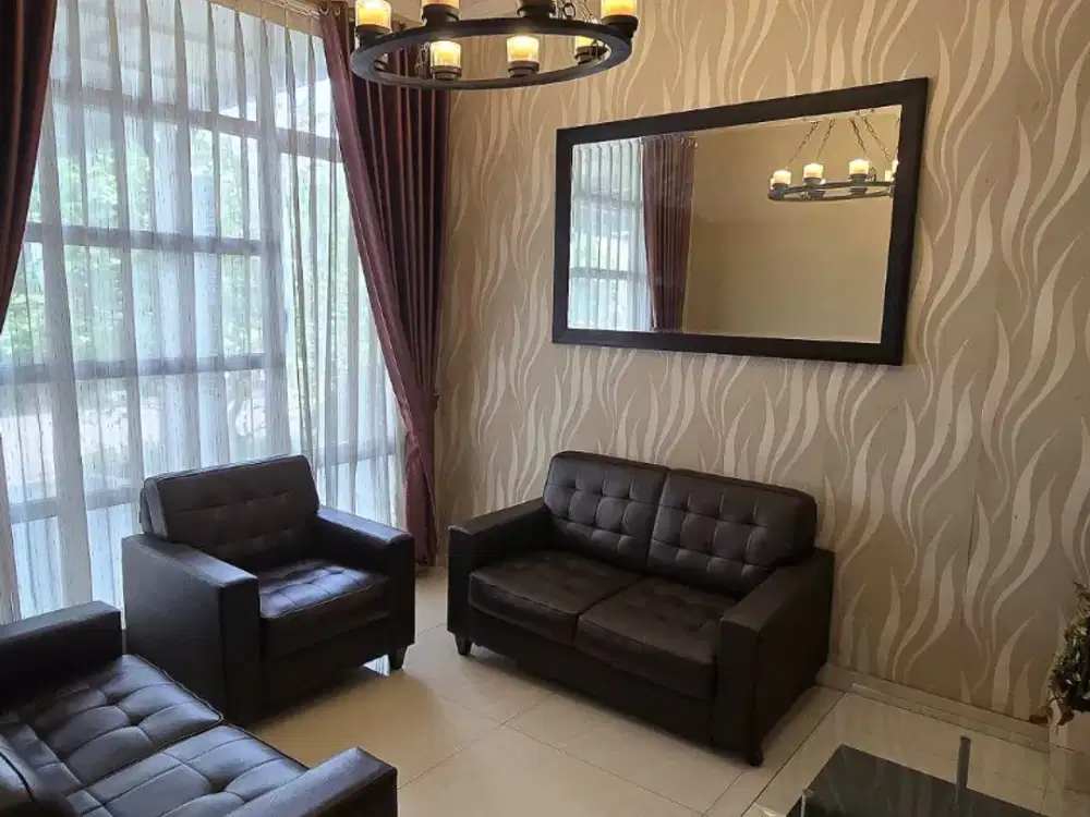 Rumah Cantik Rapi 2 Lantai Semi Furnished Legalitas SHM di Cluster Lantana JGC