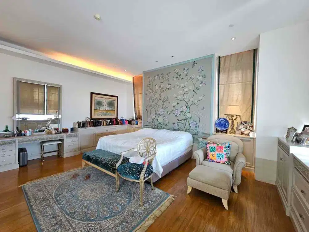 Dijual Apartment Mewah 3 Kamar di The Residence Dharmawangsa Siap Huni