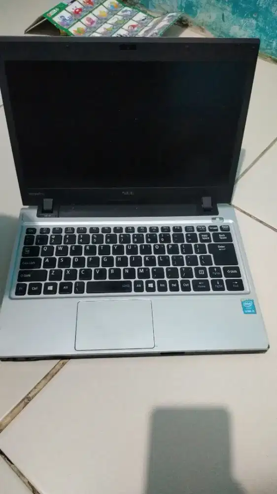 Jual laptop bekas