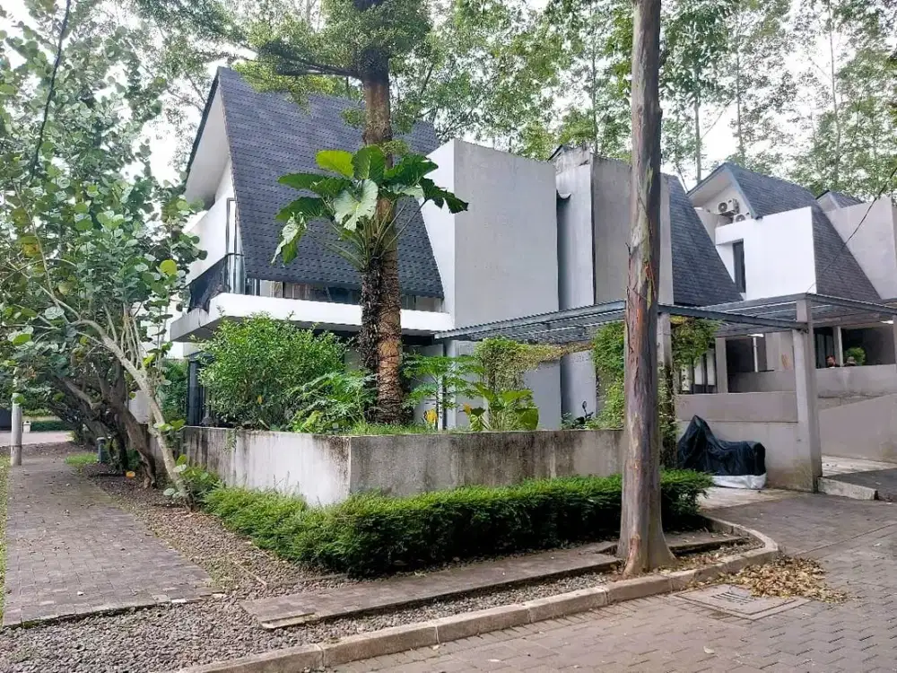 Rumah Design Modern Andra Matin YVE Habitat Limo Semi Furnished