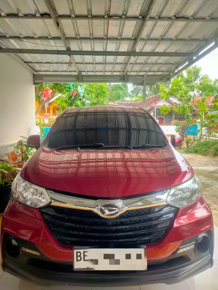 Xenia R Sporty (type tertinggi)