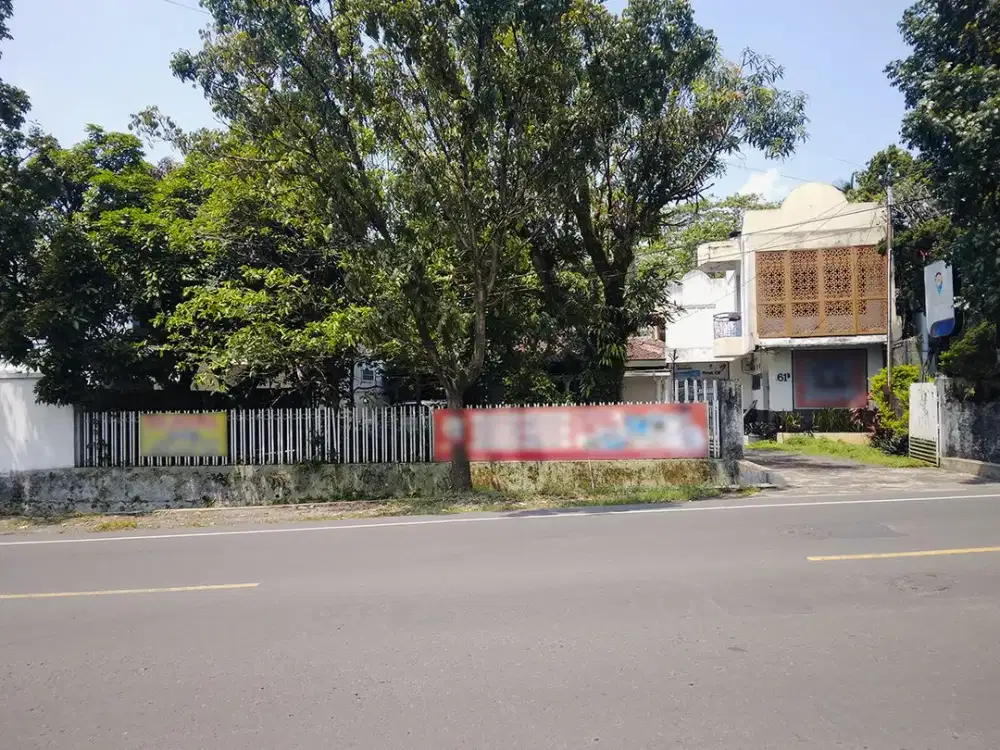 Rumah di Jl. Raya Bandung - Cianjur Cocok untuk Kantor