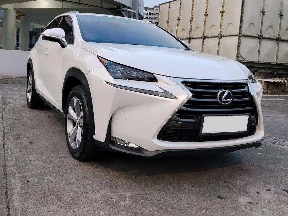 [Kondisi Terbaik!!] Lexus NX200T F SPORT NIK 2015!! Putih