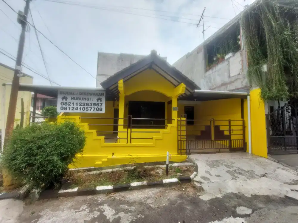 Dijual hunian idaman posisi hook dan view taman asri