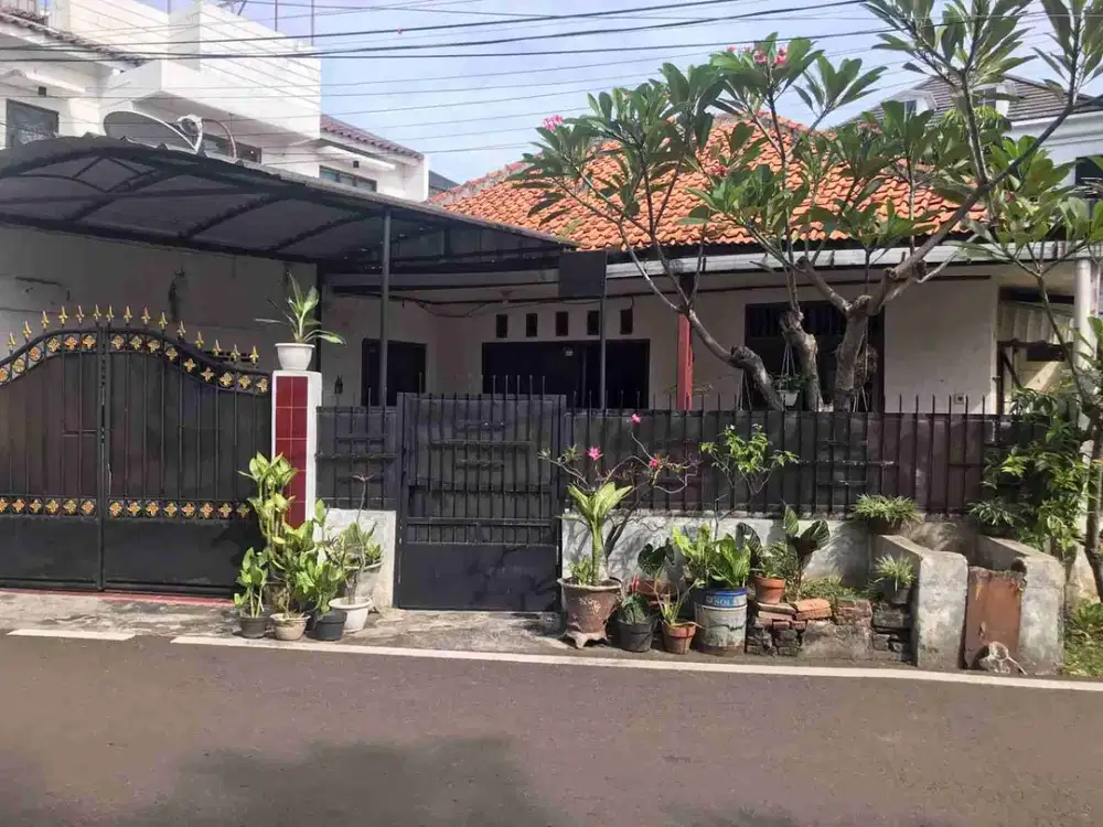 dijual rumah lama di ampera jakarta selatan