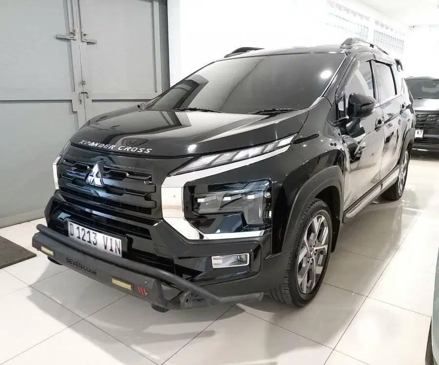 XPANDER CROSS PREMIUM PACKAGE 1.5 AT 2023/2014 RECORD MITSUBISHI
