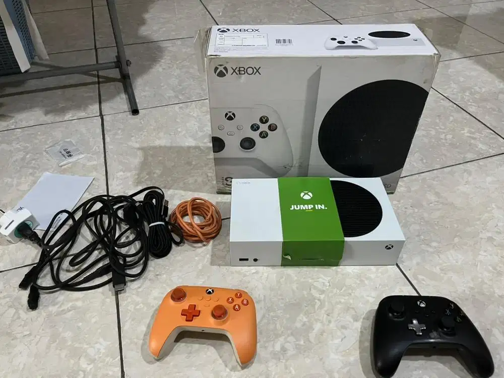 xbox series S terawat + 2 Stik + Bonus
