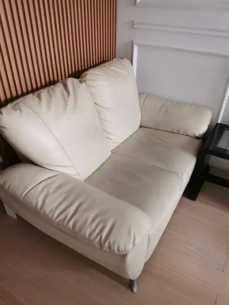 Dijual Sofa Kulit Chandra Karya