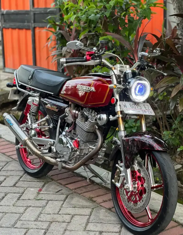 Honda gl 100 asli