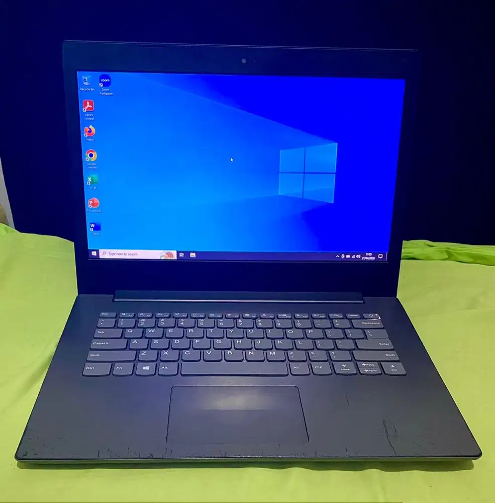 Laptop lenovo core i3 ram 8gb sudah ssd